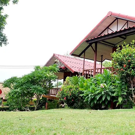 Pooltrap Village Bungalow
